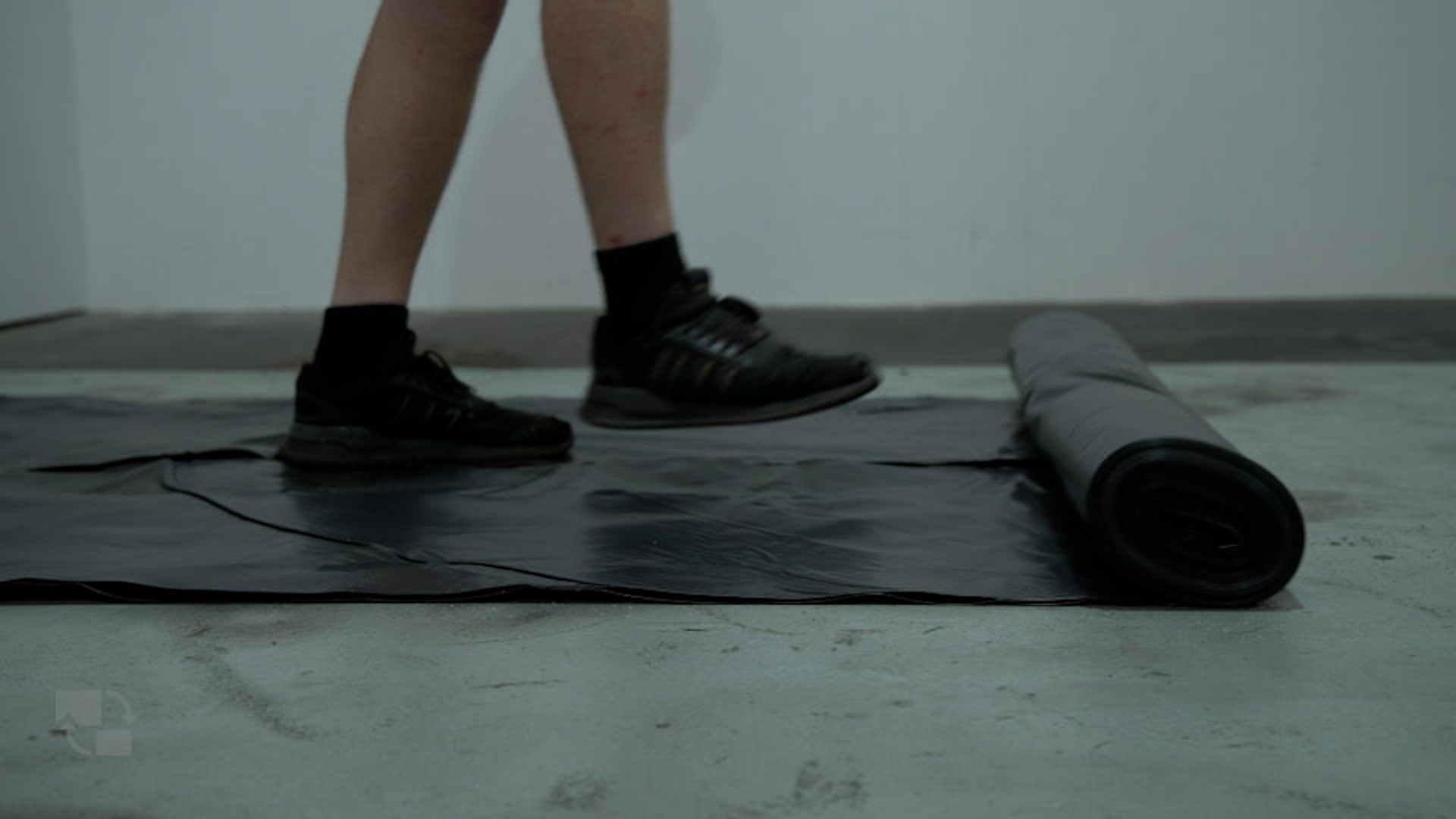 Lay 1000 gauge polythene